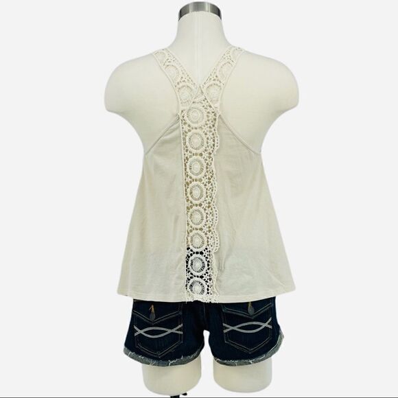 NWOT UO Kimchi Blue Crochet Lace Green Beaded Tank - Picture 6 of 9